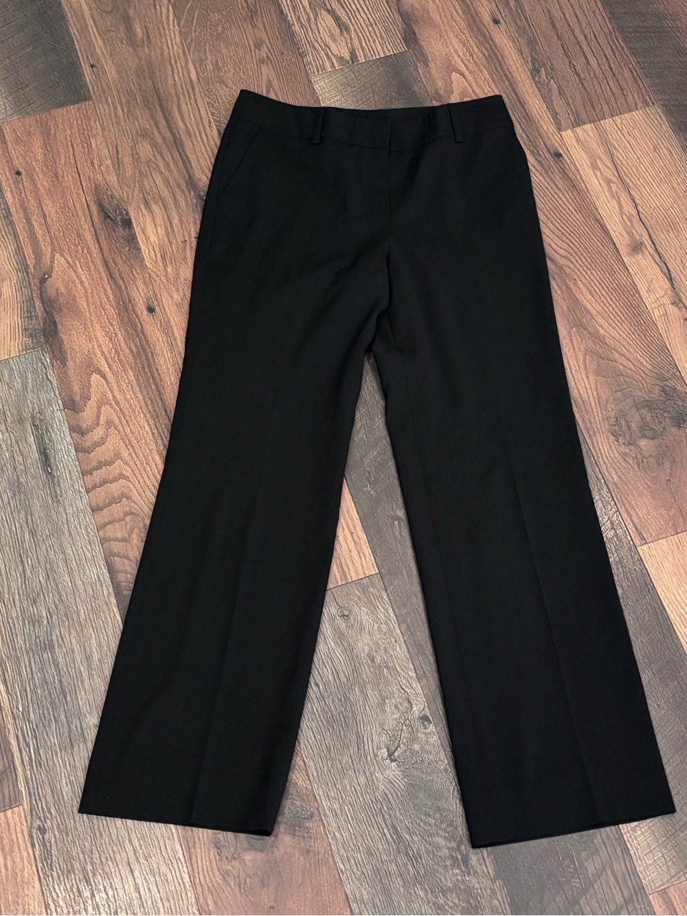 Escada Dress Pants Black Tullule
Front Zip Trousers in size 38/8 women’s